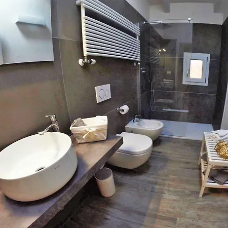 Apartamento Elegant Luxury Flat Above 